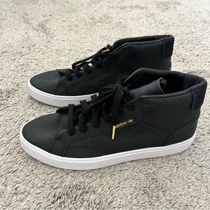 adidas Sleek Mid Core Black Crystal White (Women's)